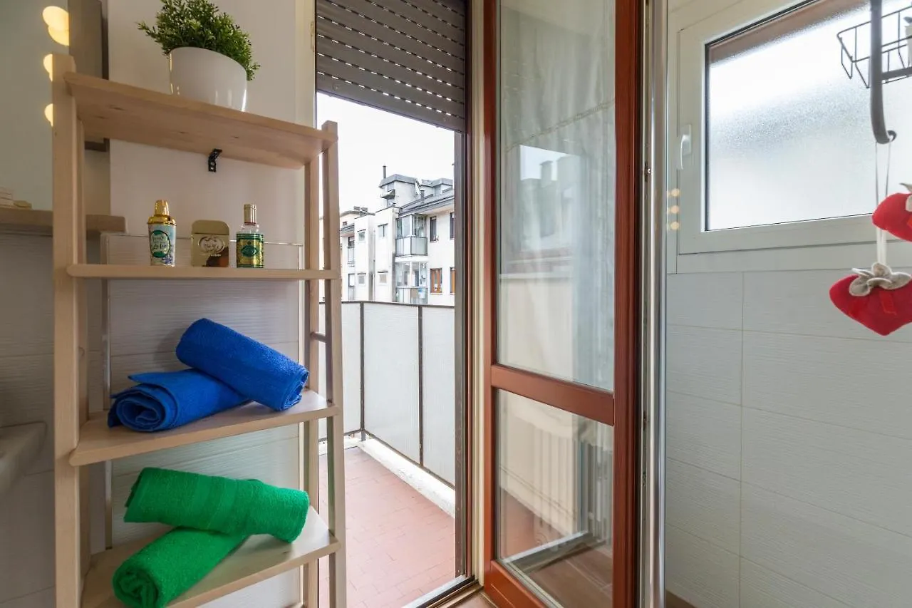 Casa Relax - Central Station Mediolan Apartament