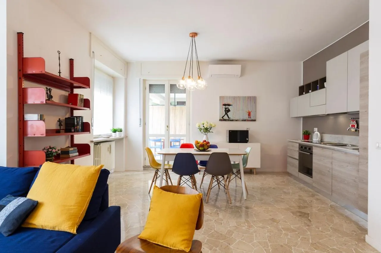 Apartment Casa Relax - Central Station Milan Italy